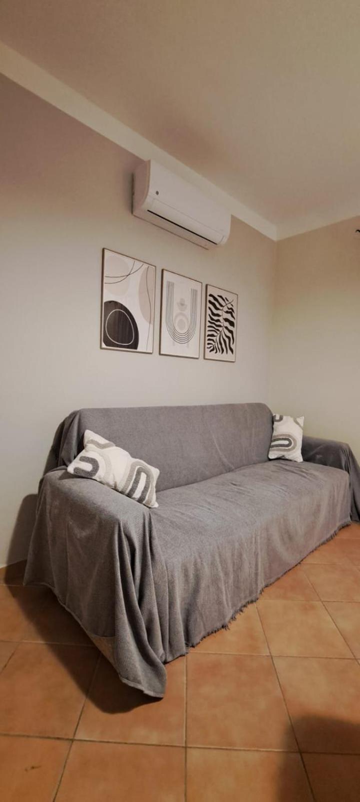 Nest House - Esclusivo Appartamento Marina Di Olbia- Mater Olbia - Beaches - Close To The Airport - Private Parking- Full Comforts - Eksteriør billede