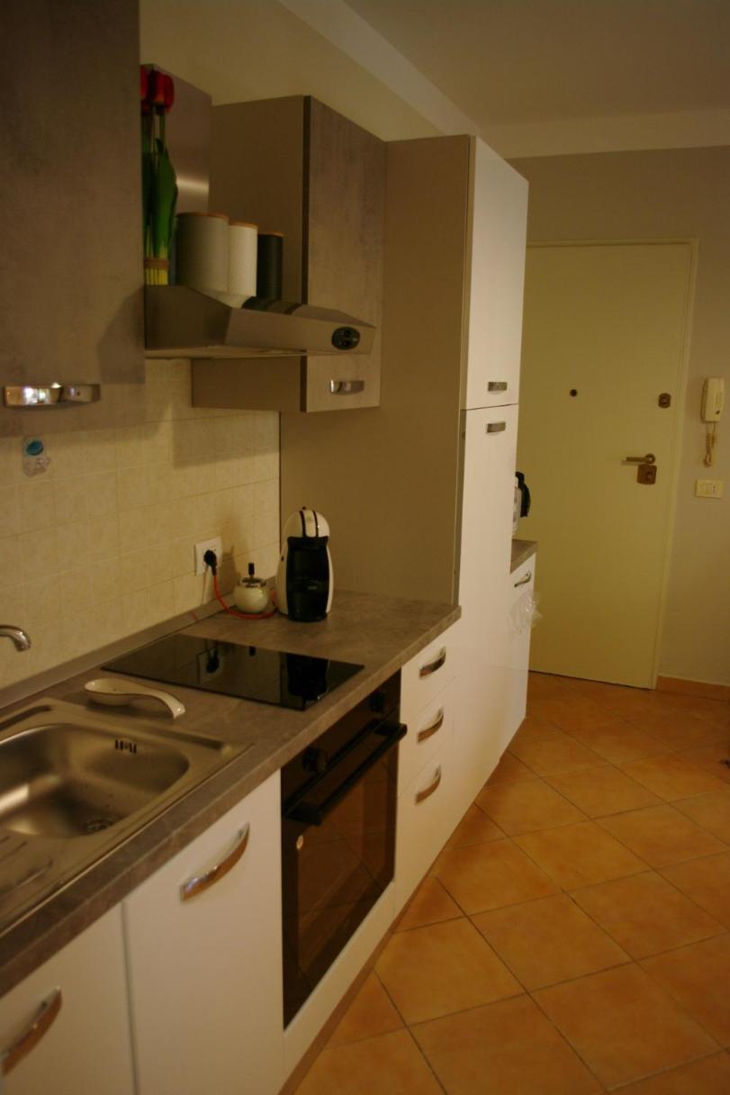 Nest House - Esclusivo Appartamento Marina Di Olbia- Mater Olbia - Beaches - Close To The Airport - Private Parking- Full Comforts - Eksteriør billede