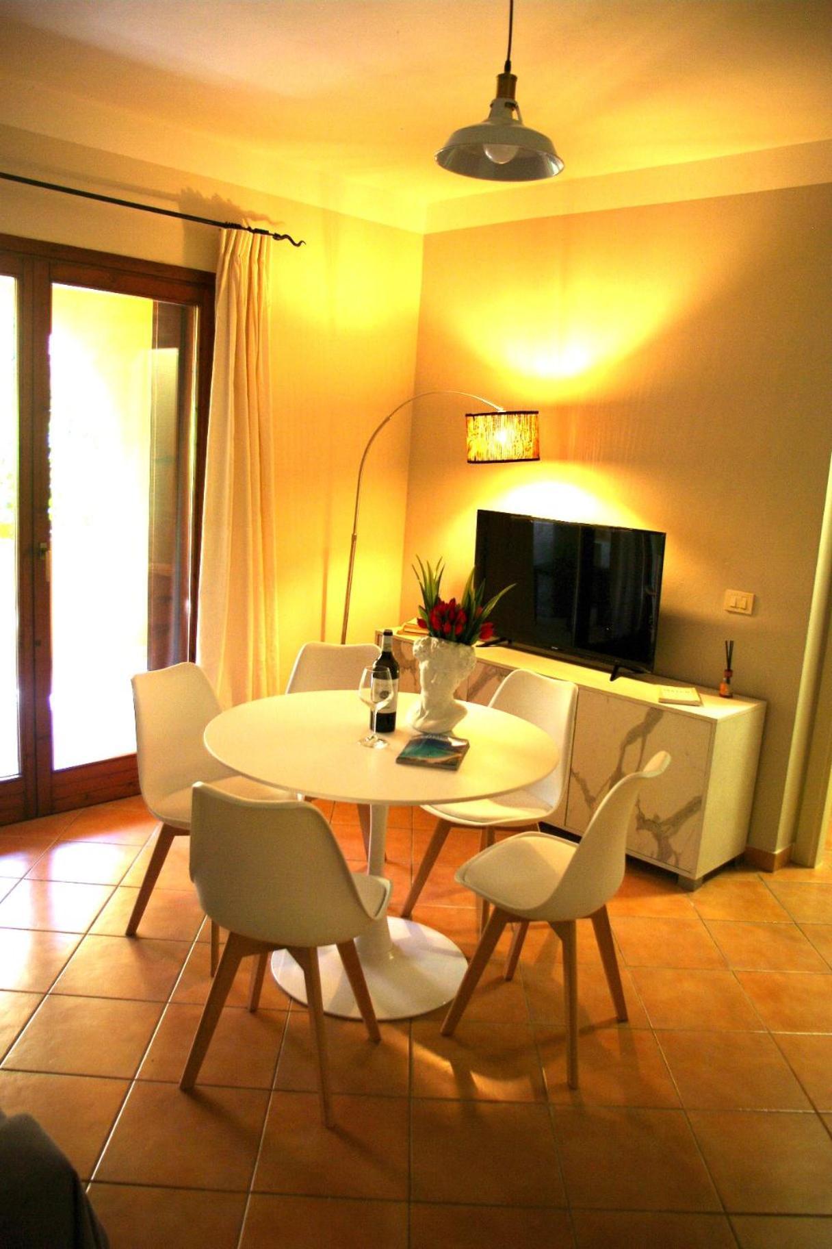 Nest House - Esclusivo Appartamento Marina Di Olbia- Mater Olbia - Beaches - Close To The Airport - Private Parking- Full Comforts - Eksteriør billede
